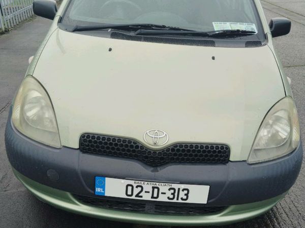 Toyota Yaris Hatchback, Petrol, 2002, Green