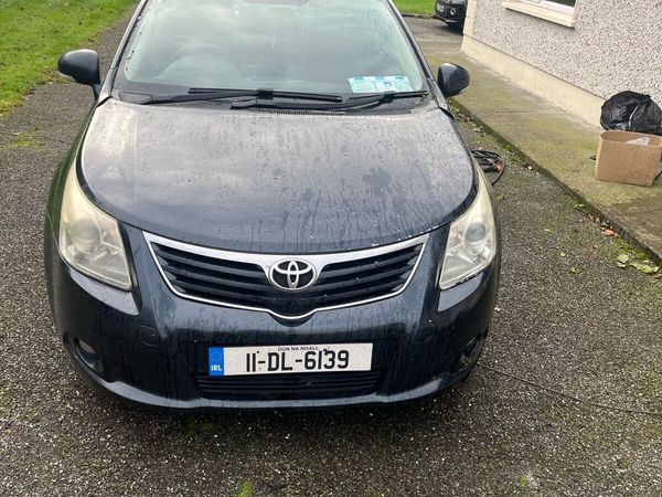 Toyota Avensis Saloon, Diesel, 2011, Grey