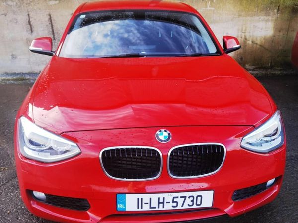 BMW 1-Series Hatchback, Petrol, 2011, Red
