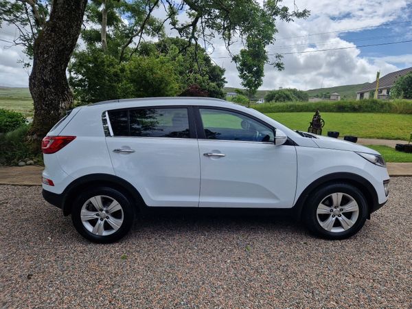 Kia Sportage SUV, Diesel, 2014, White