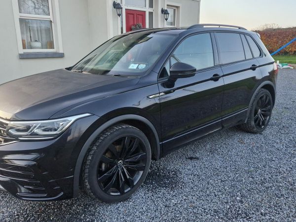 Volkswagen Tiguan SUV, Diesel, 2021, Black