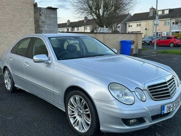 Mercedes-Benz E-Class Saloon, Petrol, 2008, Silver