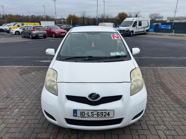 Toyota Vitz Hatchback, Petrol, 2010, White