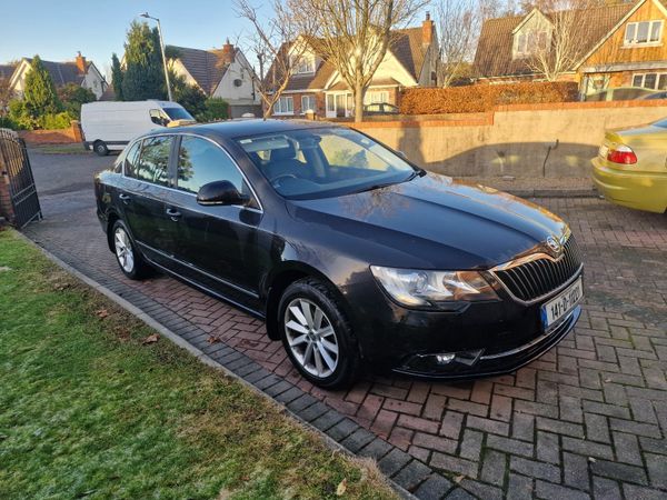 Skoda Superb Saloon, Diesel, 2014, Black