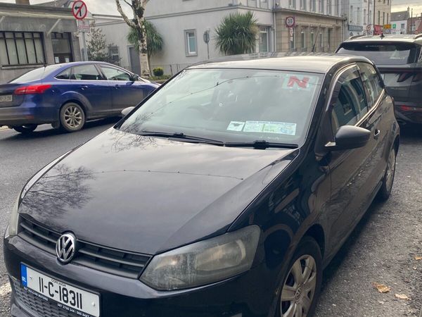 Volkswagen Polo Hatchback, Petrol, 2011, Black
