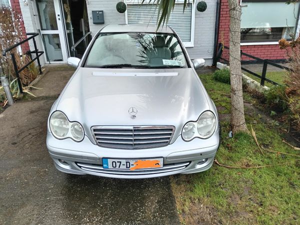 Mercedes-Benz C-Class Saloon, Petrol, 2007, Silver