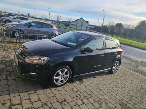 Volkswagen Polo Hatchback, Petrol, 2014, Black