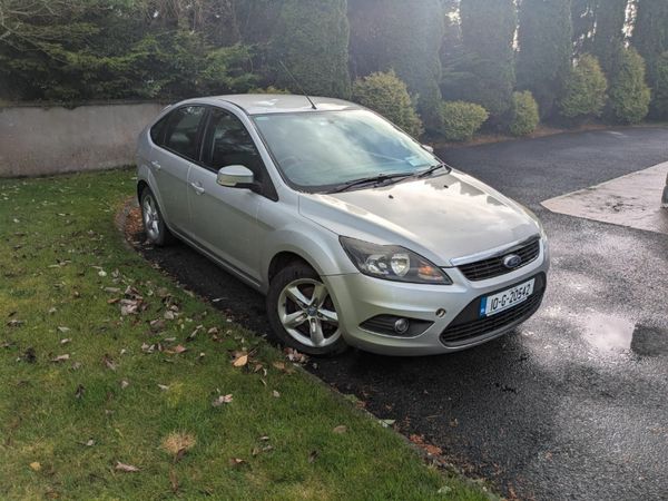 Ford Focus Hatchback, Diesel, 2010, Silver
