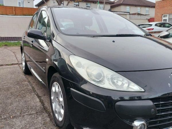 Peugeot 307 Hatchback, Petrol, 2008, Black
