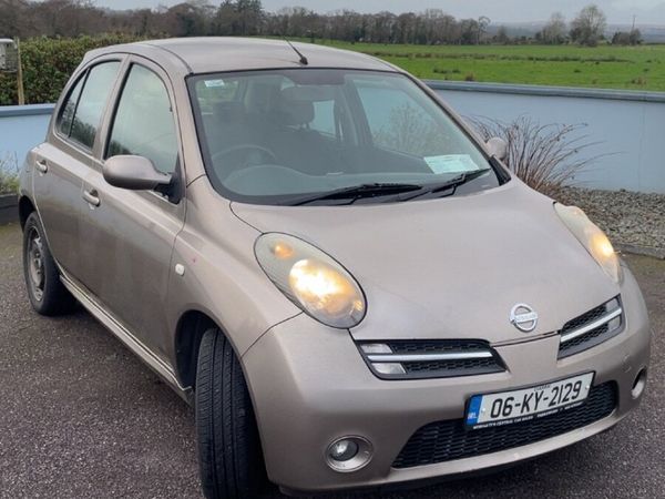 Nissan Micra Hatchback, Petrol, 2006, Gold