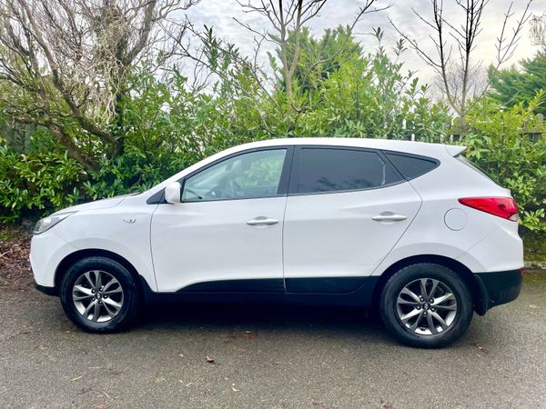 Hyundai ix35 SUV, Diesel, 2014, White
