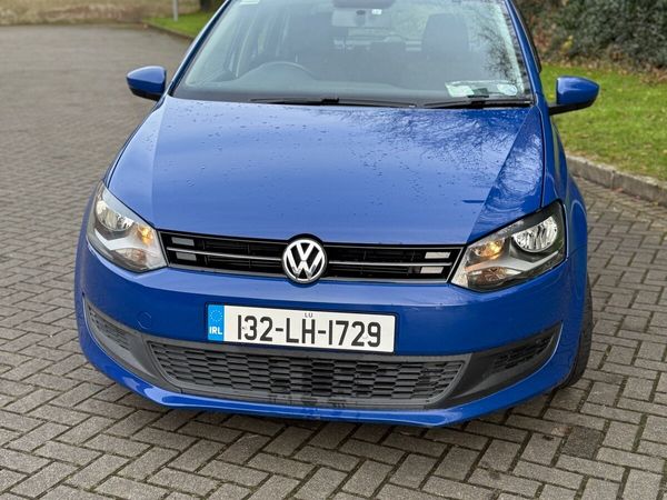 Volkswagen Polo Hatchback, Petrol, 2013, Blue