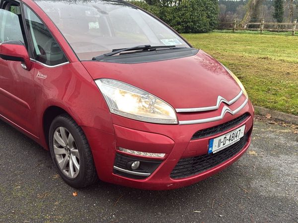 Citroen C4 Picasso MPV, Diesel, 2011, Red