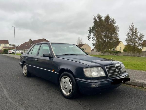 Hyundai i20 Hatchback, Petrol, 2014, Grey