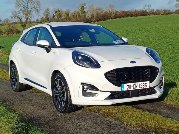 Ford Puma Hatchback, Petrol, 2021, White