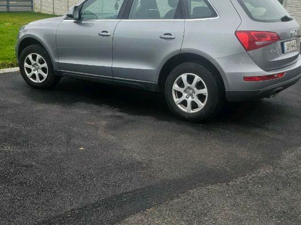 Audi Q5 SUV, Diesel, 2012, Grey