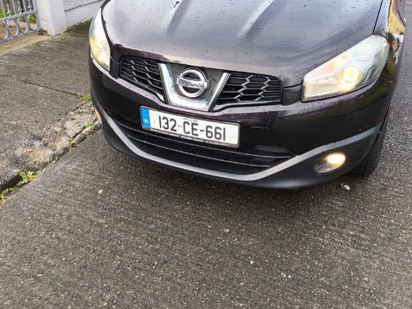 Nissan Qashqai Hatchback, Diesel, 2013, Black