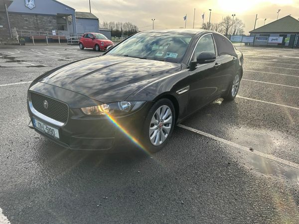 Jaguar XE Saloon, Diesel, 2017, Black