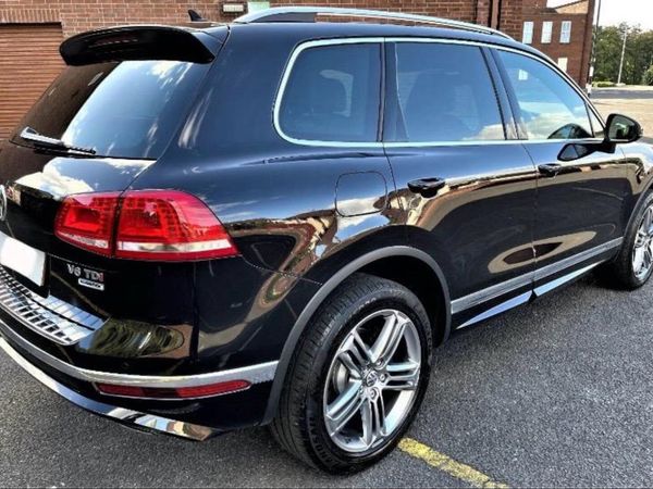Volkswagen Touareg SUV, Diesel, 2016, Black