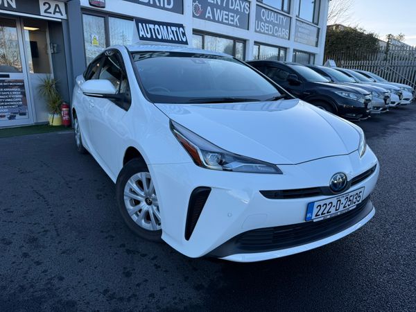 Toyota Prius Hatchback, Petrol Hybrid, 2022, White