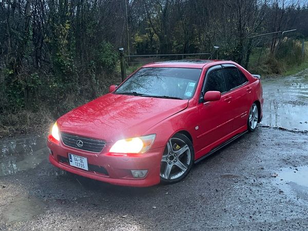 Lexus IS Saloon, Petrol, 2004, Red