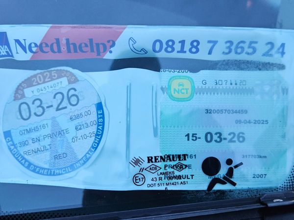 Renault Megane Saloon, Petrol, 2007, Red