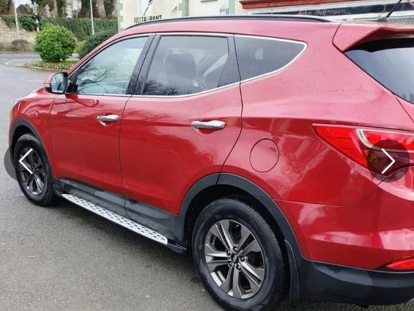 Hyundai Santa Fe SUV, Diesel, 2014, Red