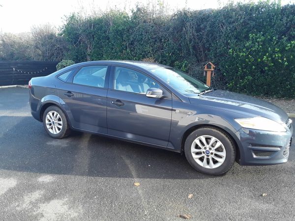 Ford Mondeo Saloon, Diesel, 2014, Grey
