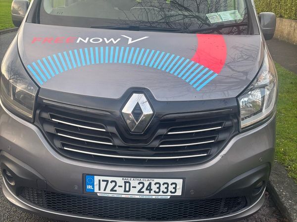 Renault Trafic MPV, Diesel, 2017, Grey