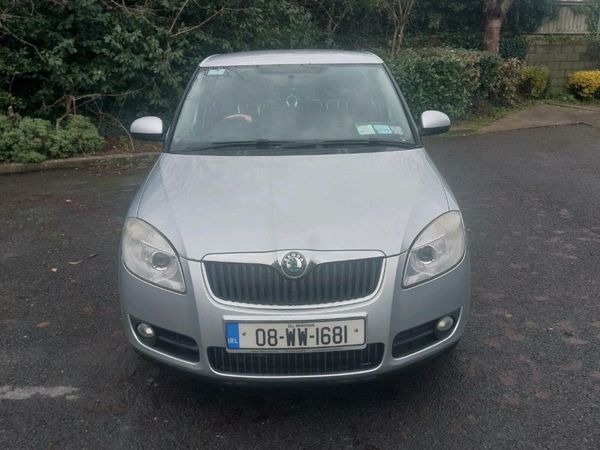 Skoda Fabia Hatchback, Petrol, 2008, Silver