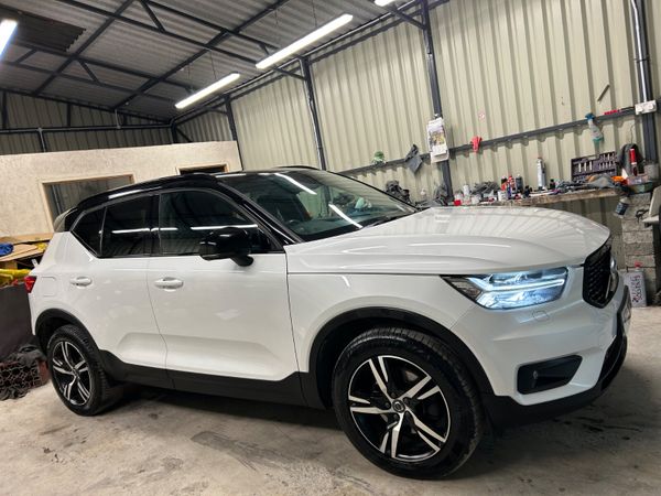 Volvo XC40 SUV, Diesel, 2019, White