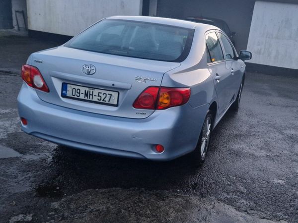 Toyota Corolla Saloon, Diesel, 2009, Blue