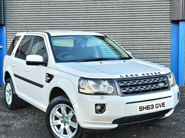 Land Rover Freelander SUV, Diesel, 2014, White