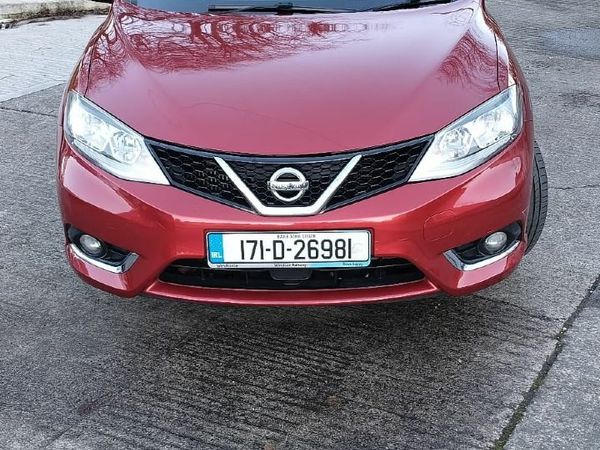 Nissan Pulsar Hatchback, Petrol, 2017, Red