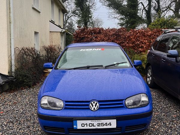 Volkswagen Golf Hatchback, Petrol, 2001, Blue