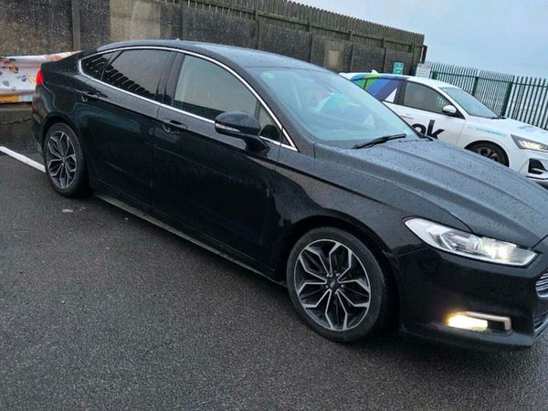 Ford Mondeo Hatchback, Diesel, 2016, Black