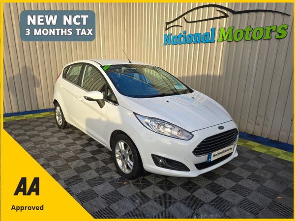 Ford Fiesta Hatchback, Petrol, 2014, White