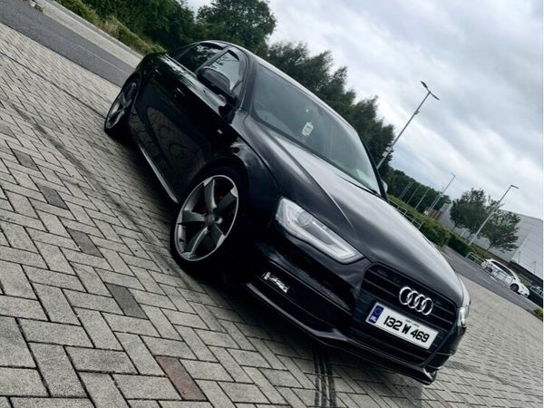 Audi A4 Saloon, Diesel, 2013, Black