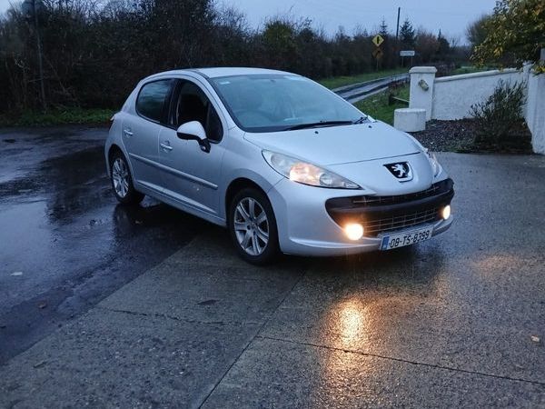Peugeot 207 Hatchback, Diesel, 2008, Silver