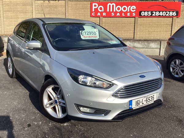 Ford Focus Hatchback, Petrol, 2016, Silver