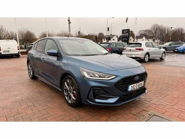 Ford Focus Hatchback, Petrol Hybrid, 2024, Blue