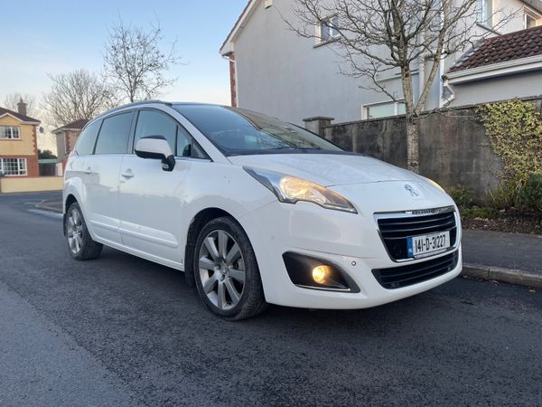 Peugeot 5008 MPV, Diesel, 2014, White