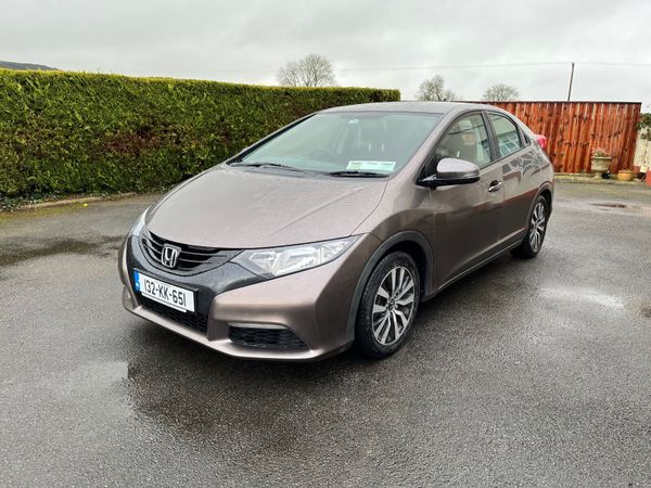 Honda Civic Hatchback, Diesel, 2013, Bronze