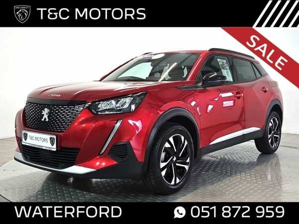 Peugeot 2008 MPV, Petrol, 2023, Red