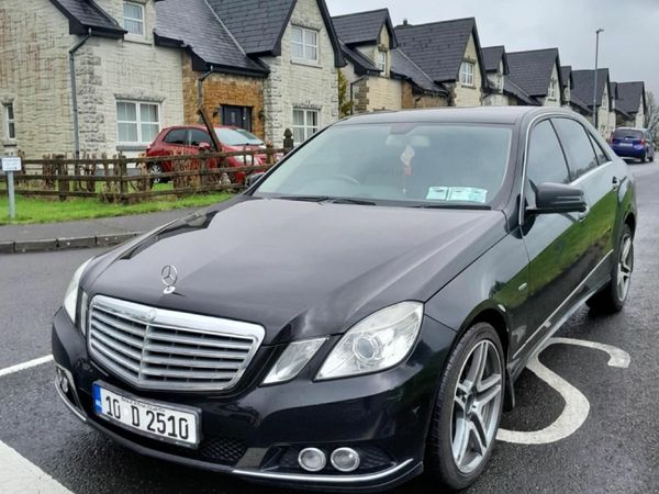 Mercedes-Benz E-Class Saloon, Diesel, 2010, Black