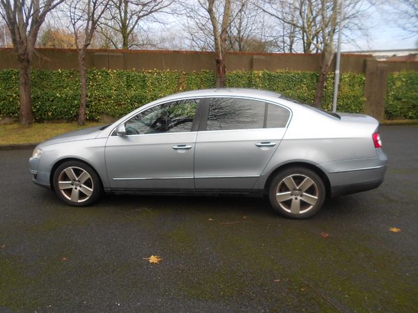 Volkswagen Passat Saloon, Diesel, 2008, Blue