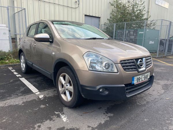 Nissan Qashqai Hatchback, Diesel, 2009, Brown