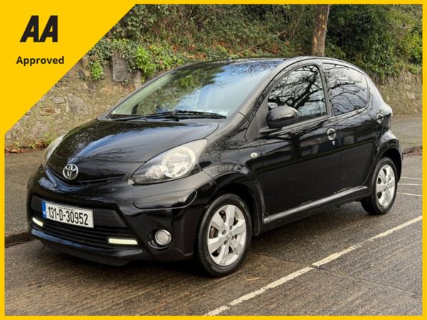 Toyota Aygo Hatchback, Petrol, 2013, Black