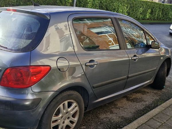Peugeot 307 Hatchback, Petrol, 2007, Grey