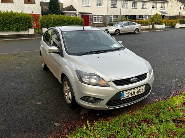 Ford Focus Hatchback, Petrol, 2008, Silver